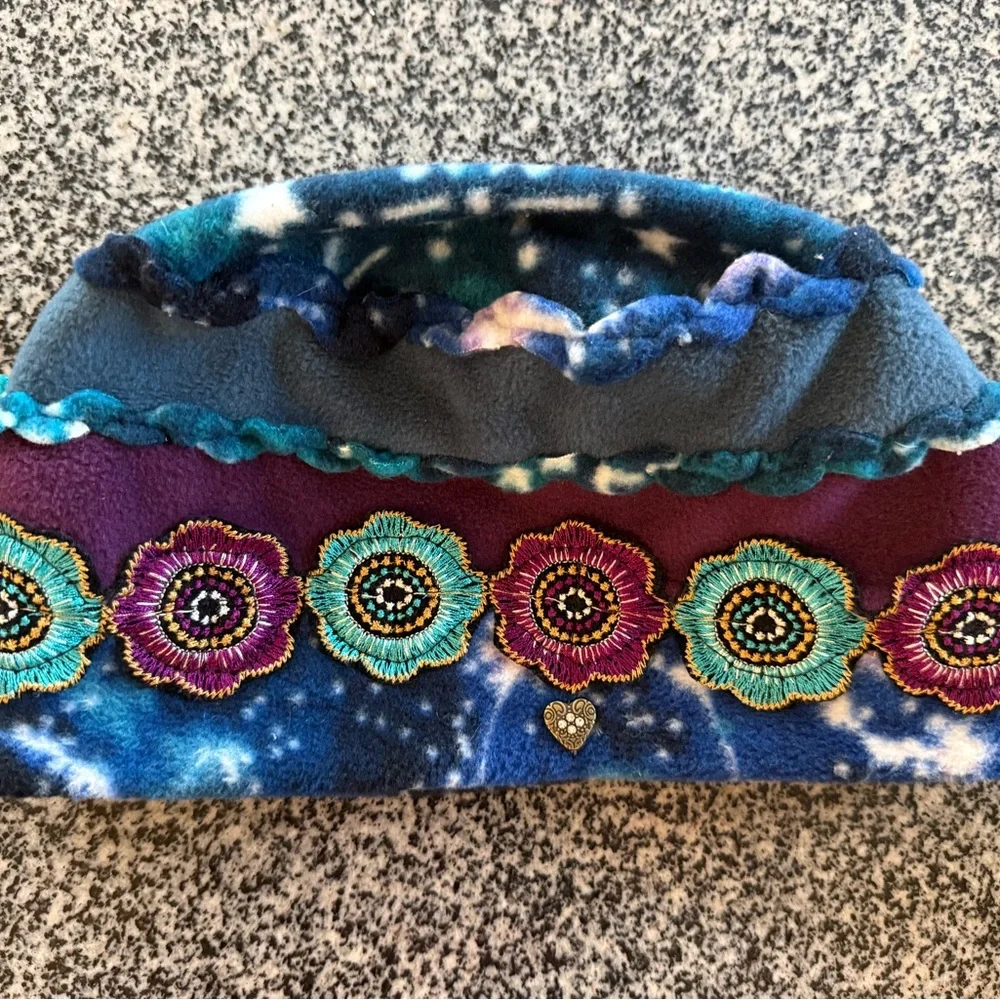 Bohemian Floral Embroidered Women's Hat - Picture 2 of 8